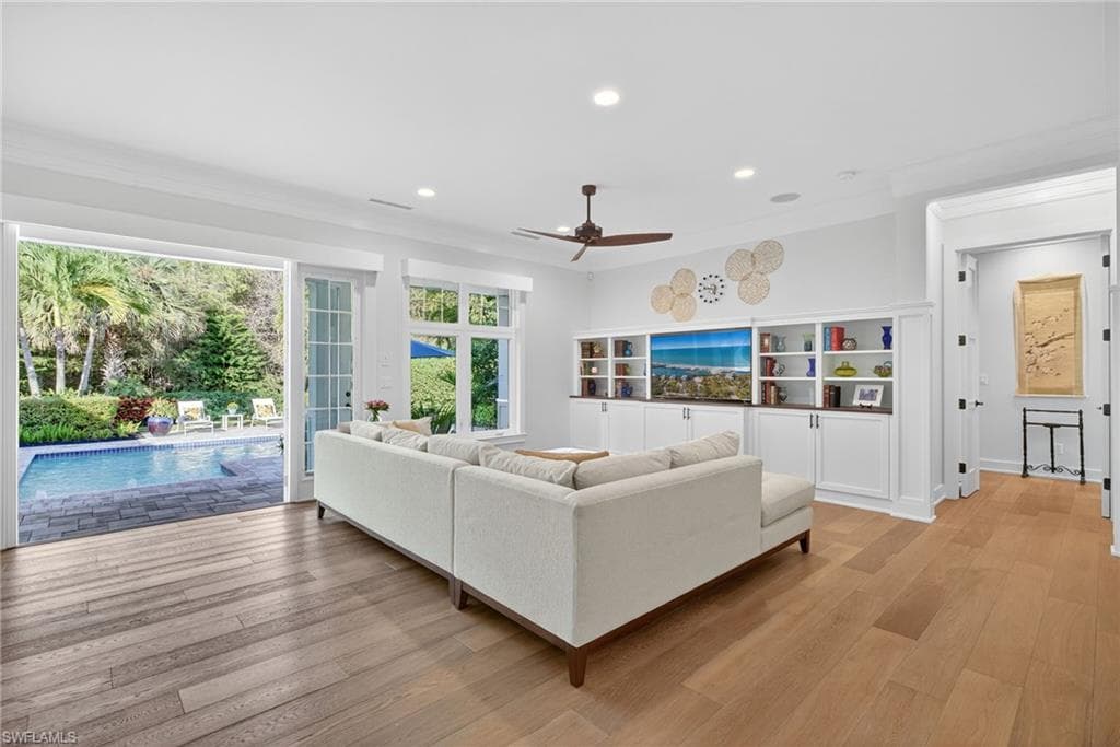 2305 Harrier Run, Naples, FL 34105-5