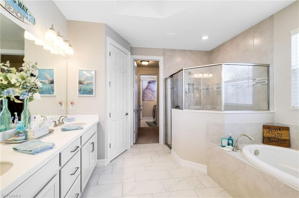 16530 Seagate Pl, Bonita Springs, FL 34135-10