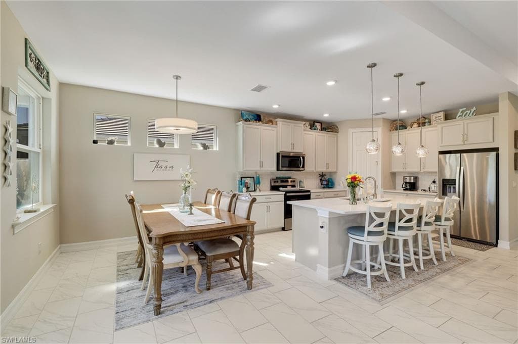 16530 Seagate Pl, Bonita Springs, FL 34135-6