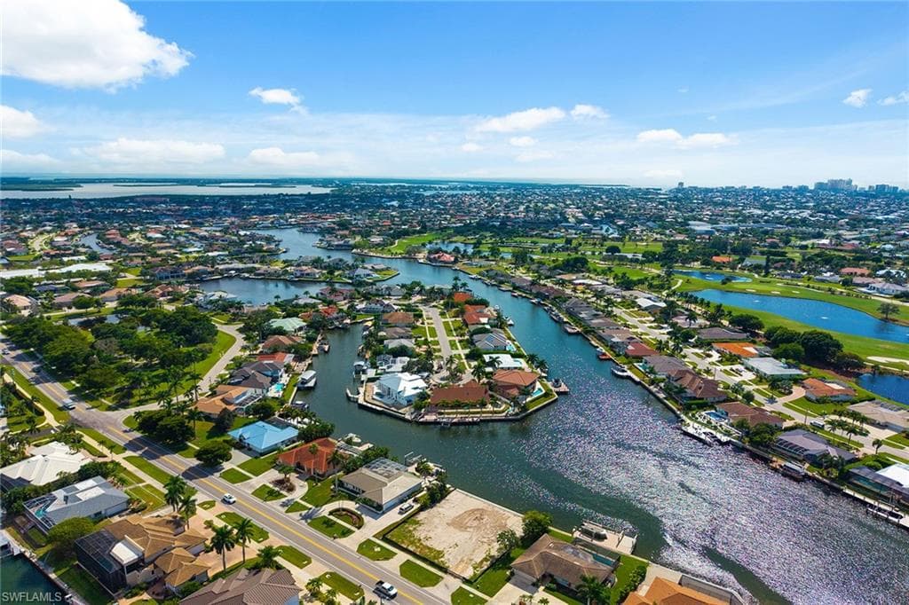 450 Barfield Dr, Marco Island, FL 34145-18