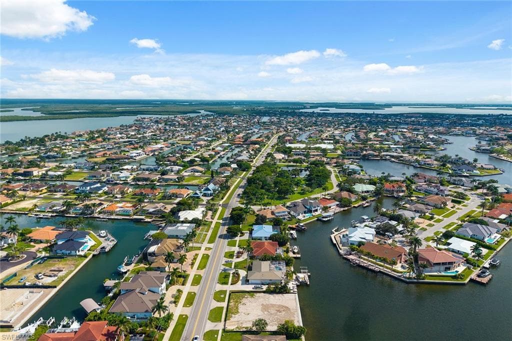 450 Barfield Dr, Marco Island, FL 34145-20