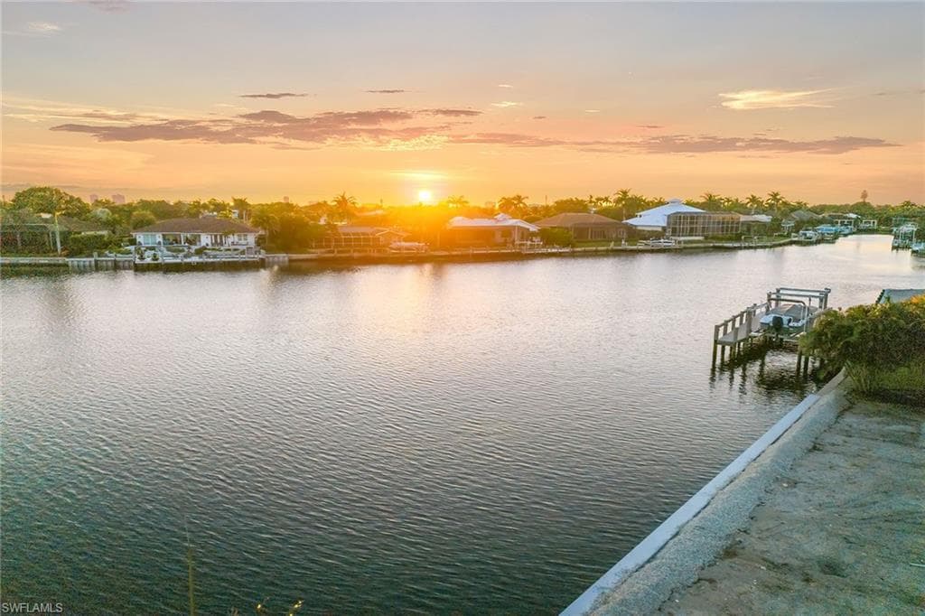 450 Barfield Dr, Marco Island, FL 34145-1