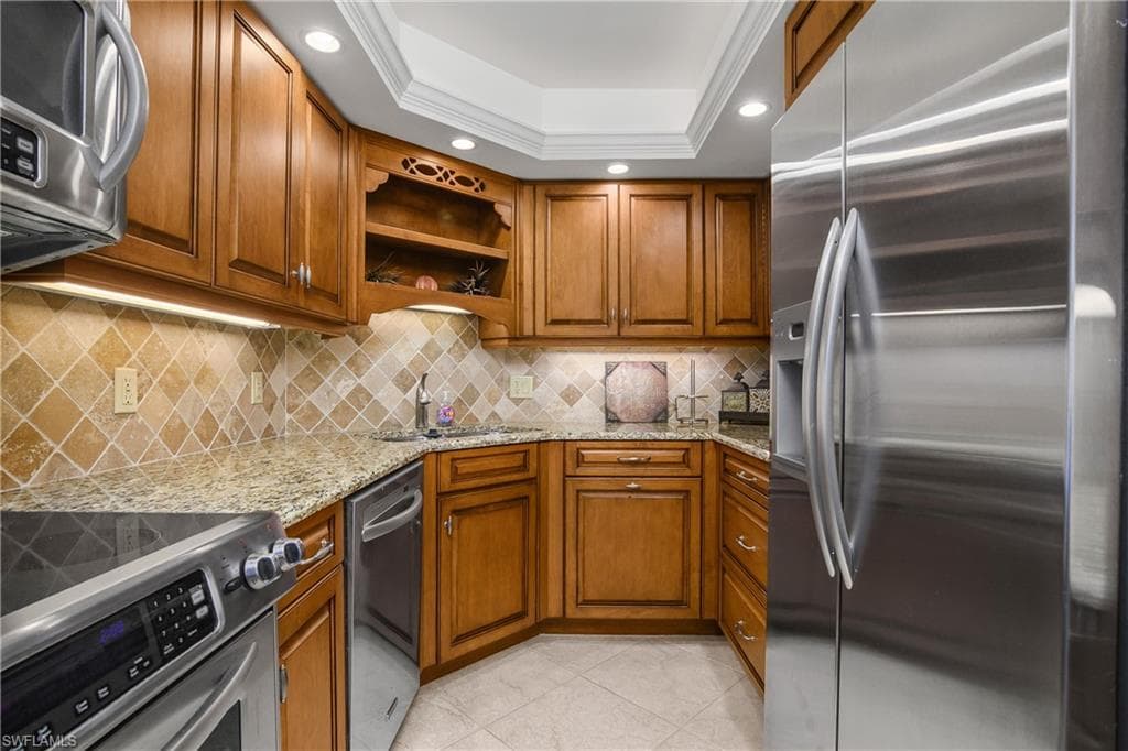 4005 Gulf Shore Blvd N 1405, Naples, FL 34103-7