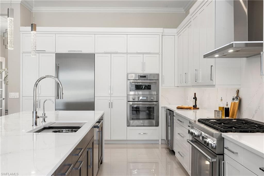 9381 Surfbird Ct, Naples, FL 34120-8