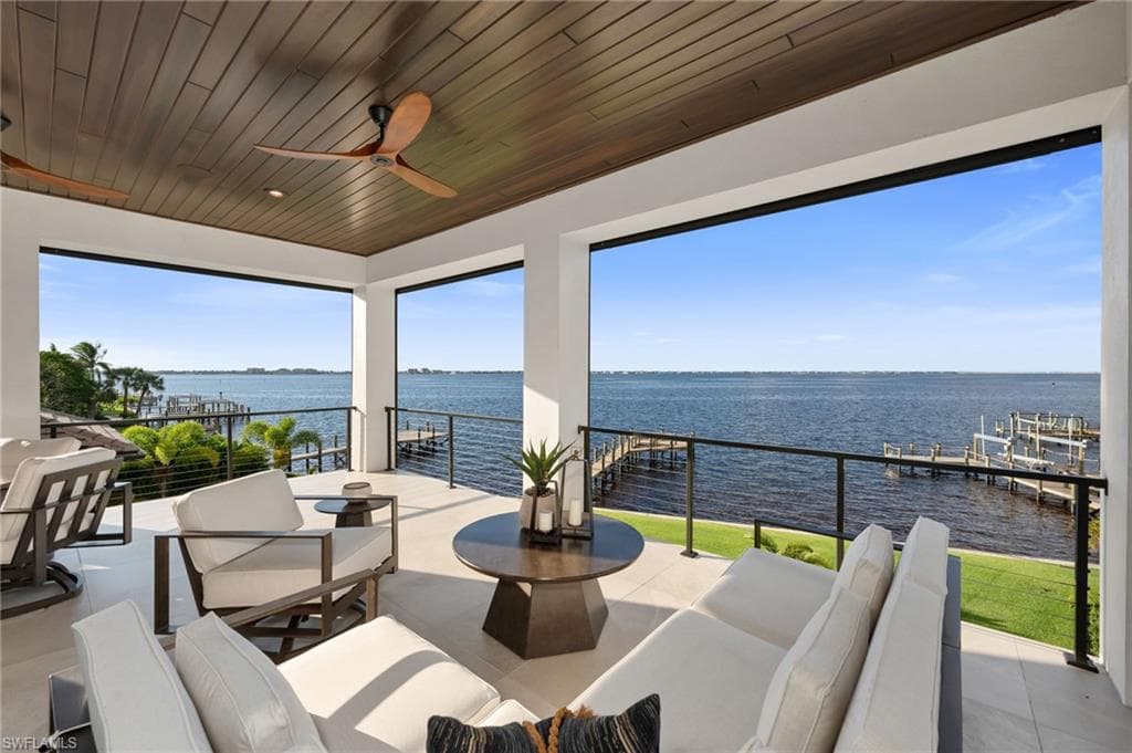 12100 Via Del Fontana Way, Fort Myers, FL 33919-18