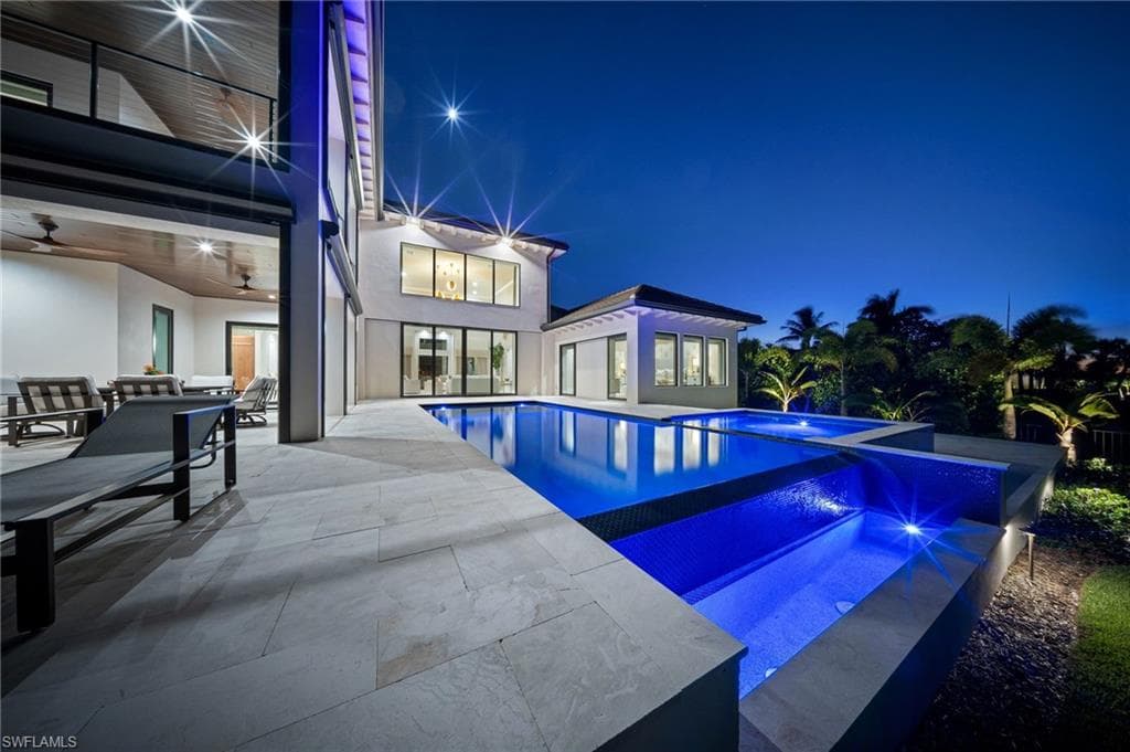 12100 Via Del Fontana Way, Fort Myers, FL 33919-2