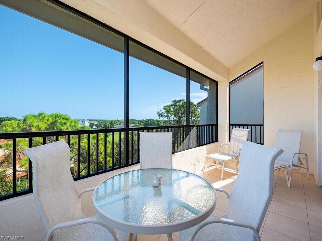 6520 Valen Way C505, Naples, FL 34108-2