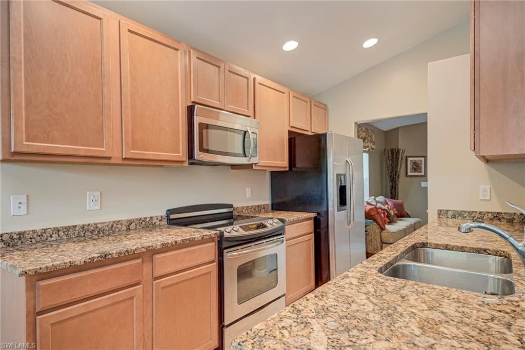 2688 Astwood Ct, Cape Coral, FL 33991-8