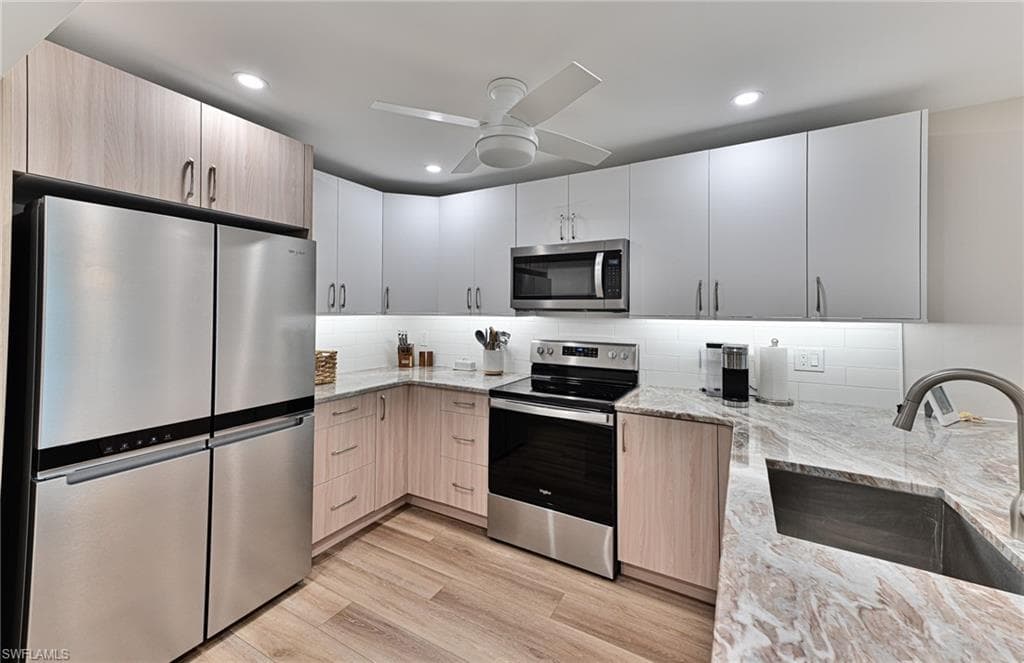 26000 Hickory Blvd 206, Bonita Springs, FL 34134-3