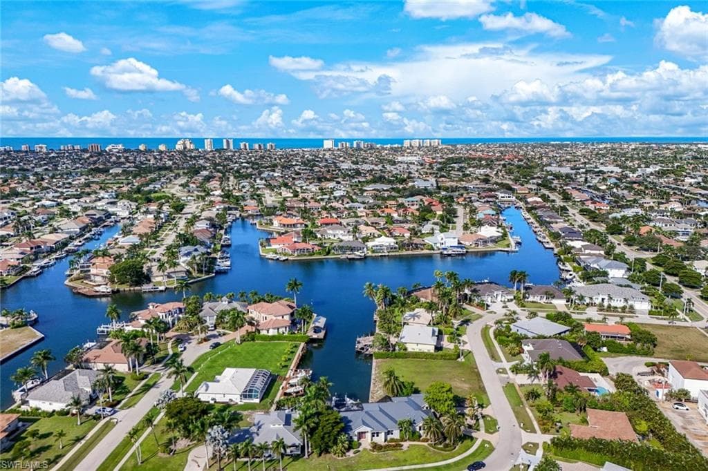 128 Bahama Ave, Marco Island, FL 34145-11