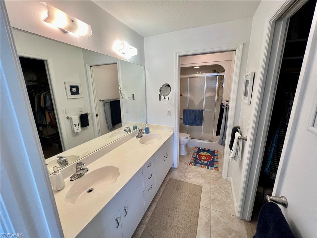 484 Belina Dr 6, Naples, FL 34104-20