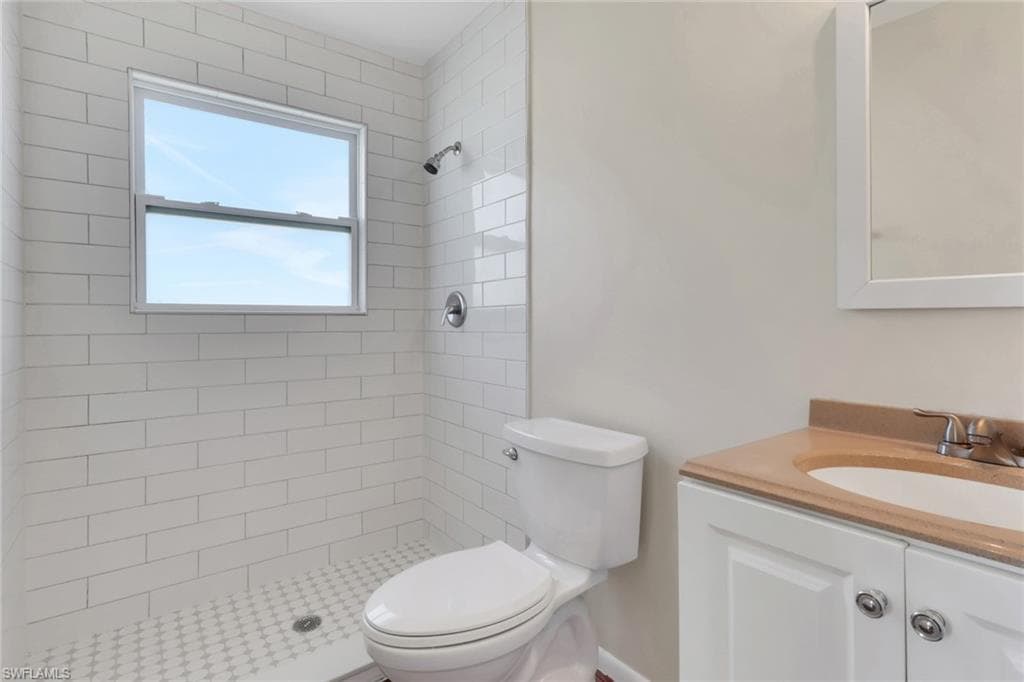 1402 3rd Ave, Cape Coral, FL 33909-13