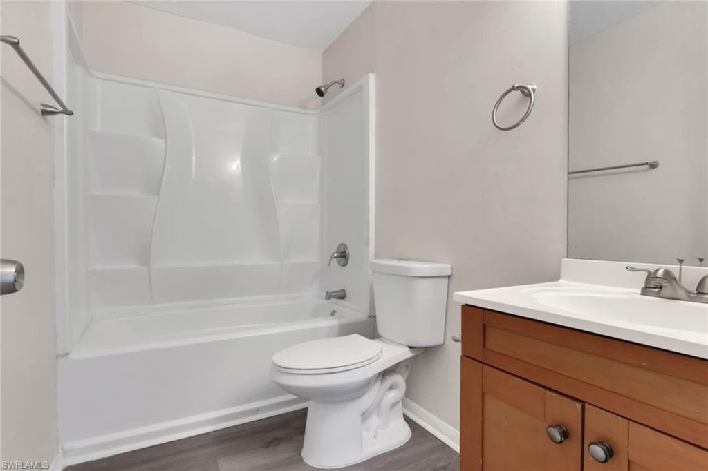 1402 3rd Ave, Cape Coral, FL 33909-16