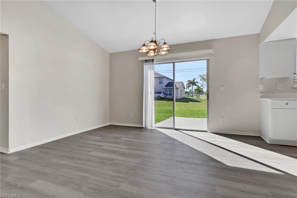 1402 3rd Ave, Cape Coral, FL 33909-6