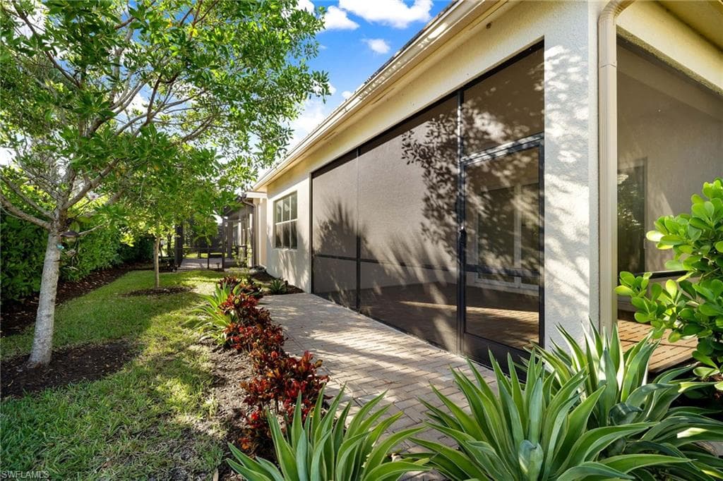 16061 Starglazer Pl, Bonita Springs, FL 34135-18