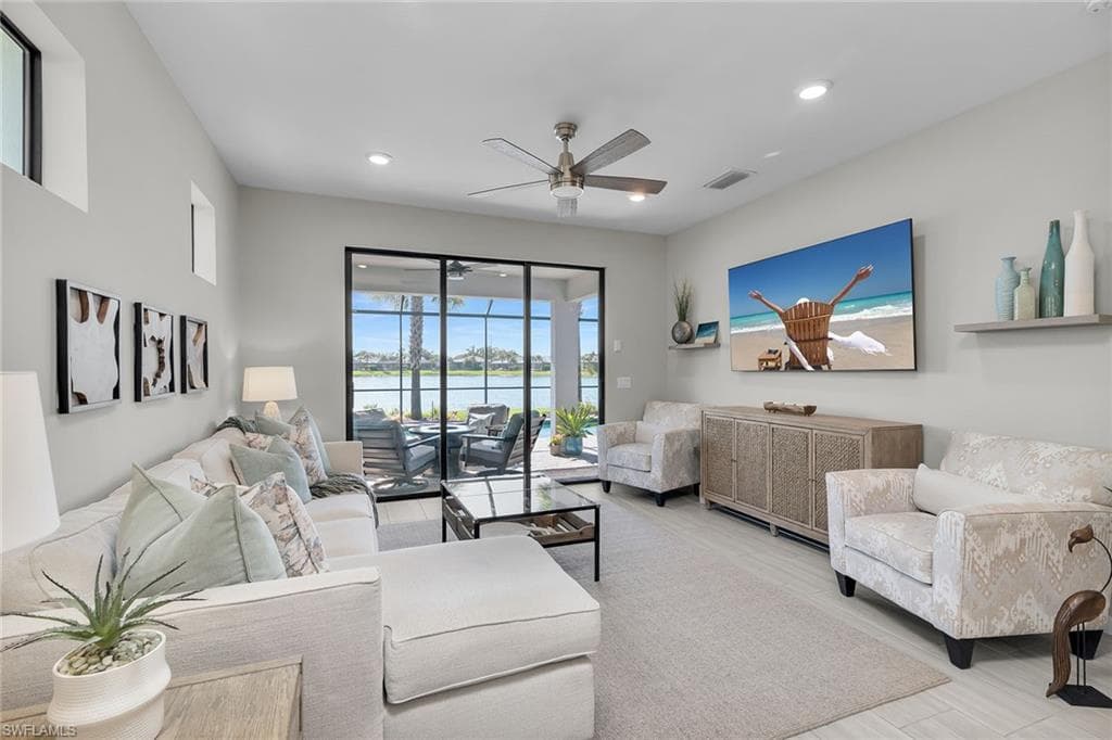 2191 Yellowfin Cir, Naples, FL 34114-11