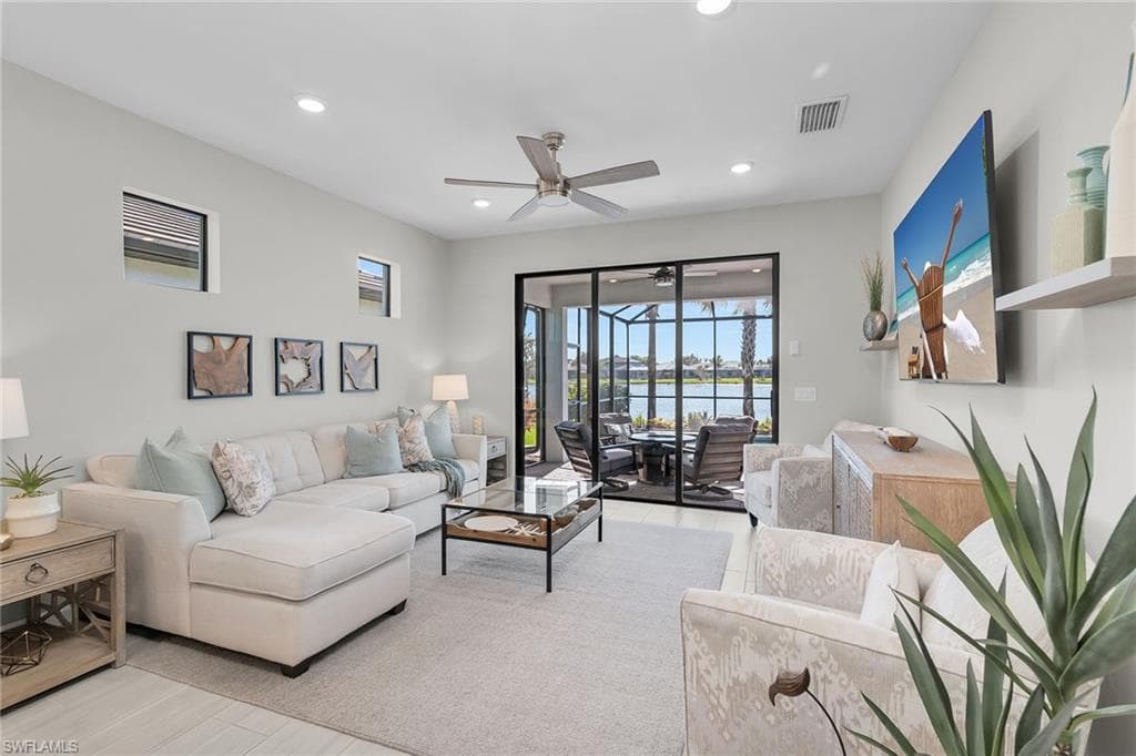 2191 Yellowfin Cir, Naples, FL 34114-12