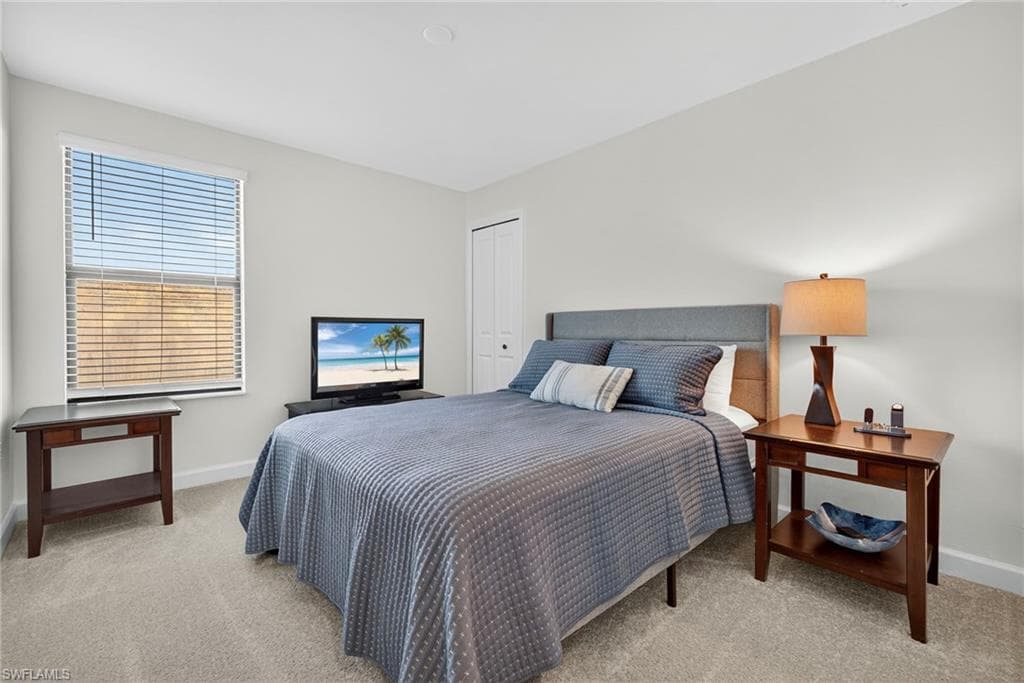 13826 Hunter Oak Dr, Fort Myers, FL 33913-25