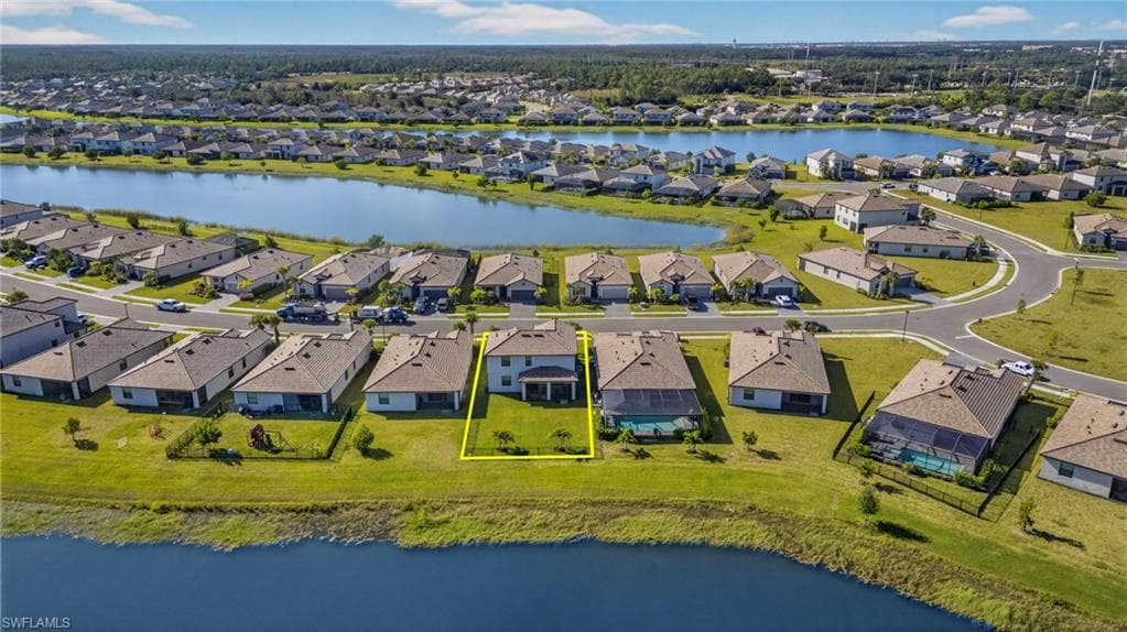 13826 Hunter Oak Dr, Fort Myers, FL 33913-36