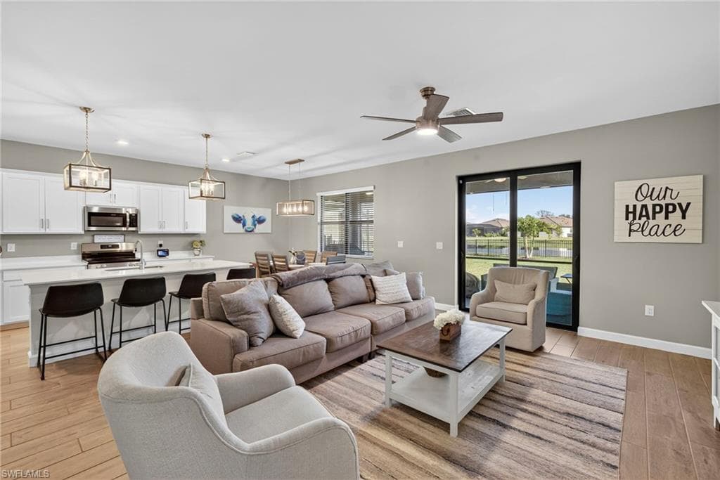 13826 Hunter Oak Dr, Fort Myers, FL 33913-2