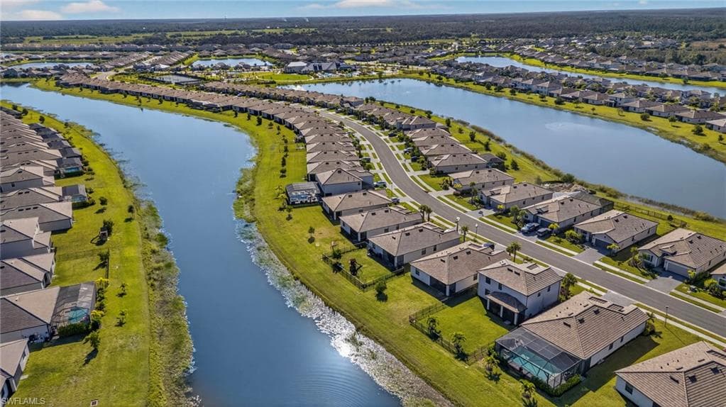 13826 Hunter Oak Dr, Fort Myers, FL 33913-39