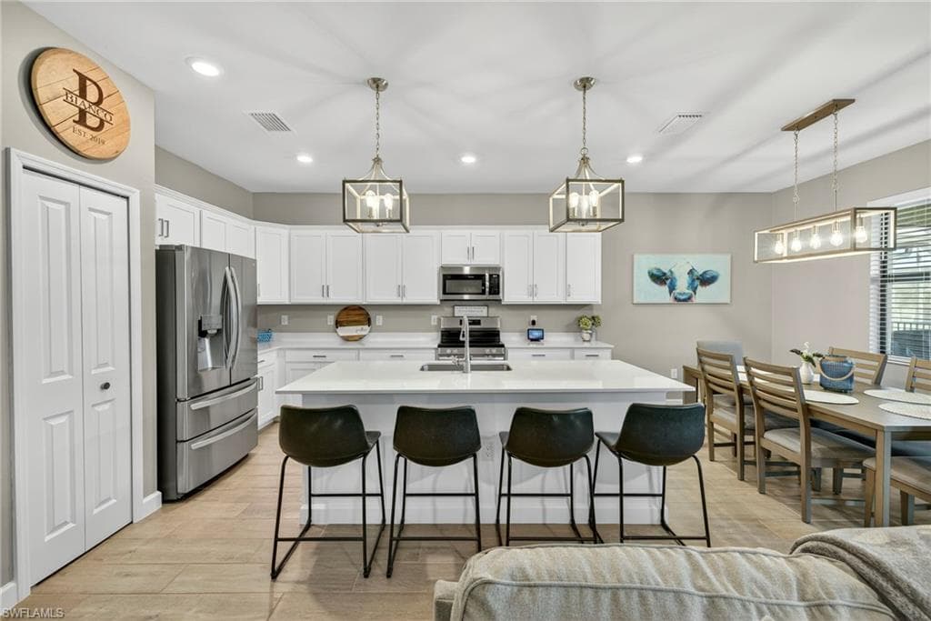 13826 Hunter Oak Dr, Fort Myers, FL 33913-6