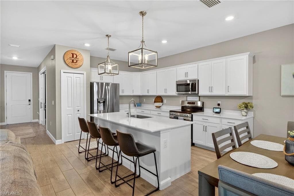 13826 Hunter Oak Dr, Fort Myers, FL 33913-7