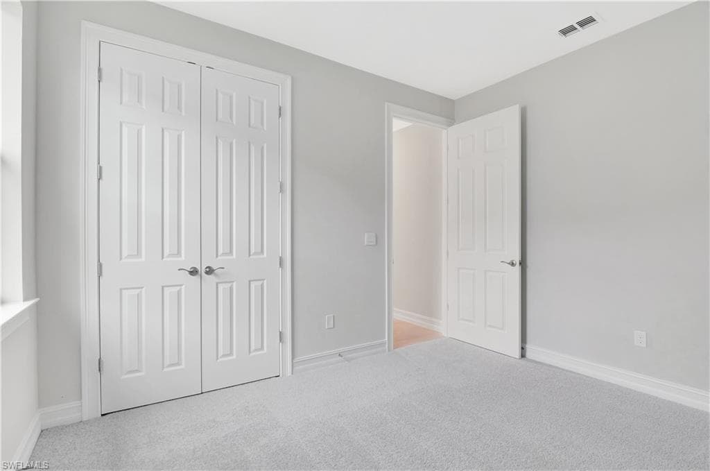 335 Tamarindo Ln, Naples, FL 34114-20