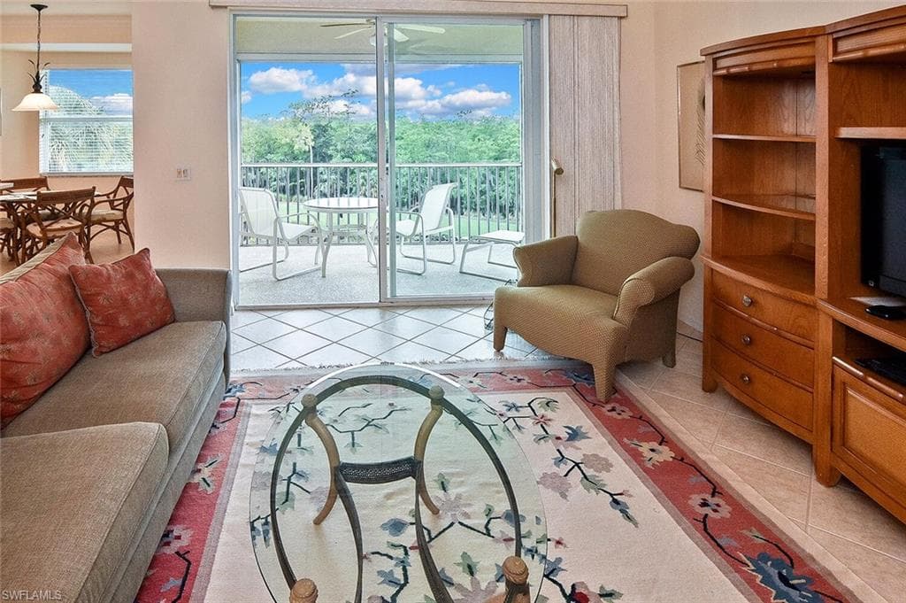 3830 Sawgrass Way 2946, Naples, FL 34112-35