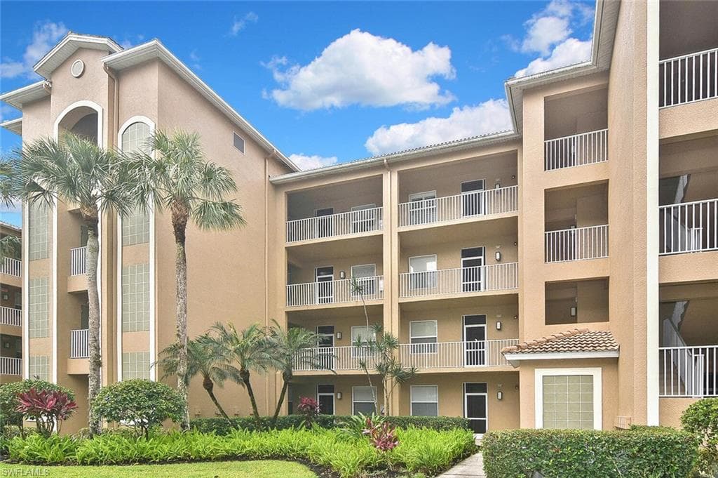 3830 Sawgrass Way 2946, Naples, FL 34112-2