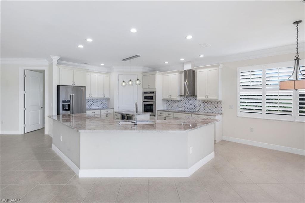 18580 Sandalwood Pointe 101, Fort Myers, FL 33908-9