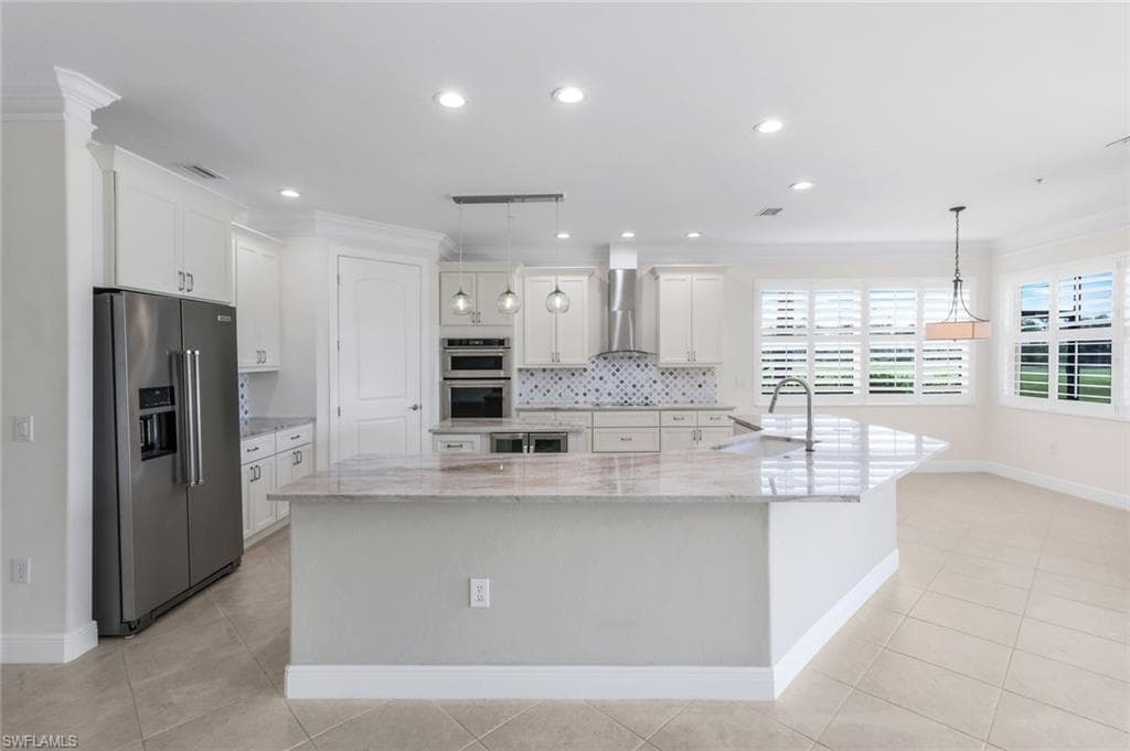 18580 Sandalwood Pointe 101, Fort Myers, FL 33908-10