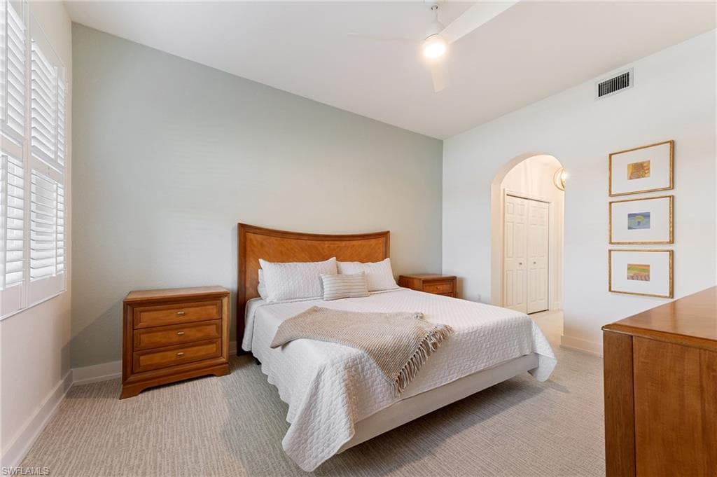 6867 Sterling Greens Dr 101, Naples, FL 34104-10