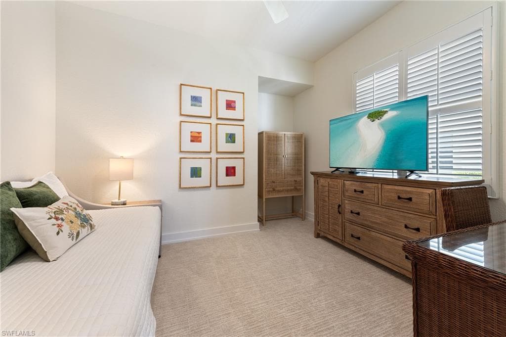 6867 Sterling Greens Dr 101, Naples, FL 34104-14