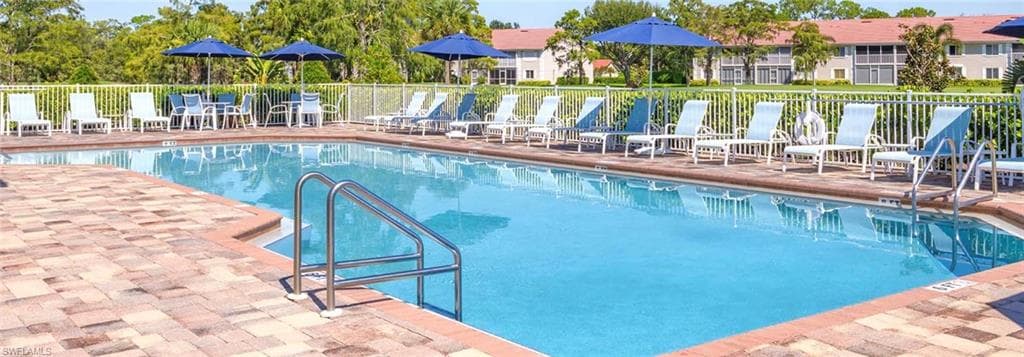 6867 Sterling Greens Dr 101, Naples, FL 34104-17