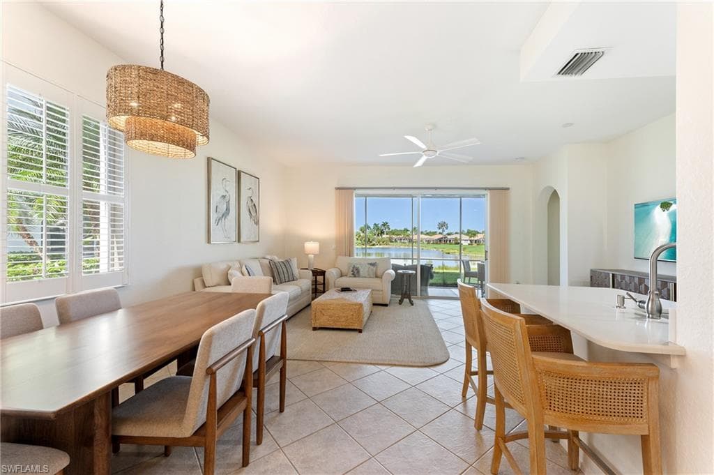 6867 Sterling Greens Dr 101, Naples, FL 34104-2