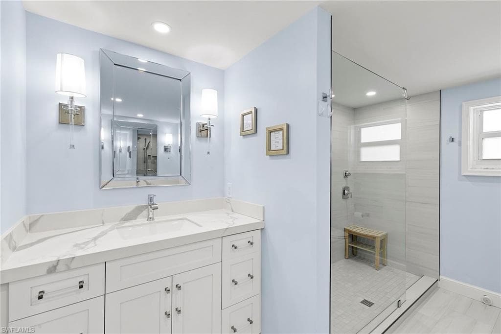 3401 Gulf Shore Blvd N 506, Naples, FL 34103-17