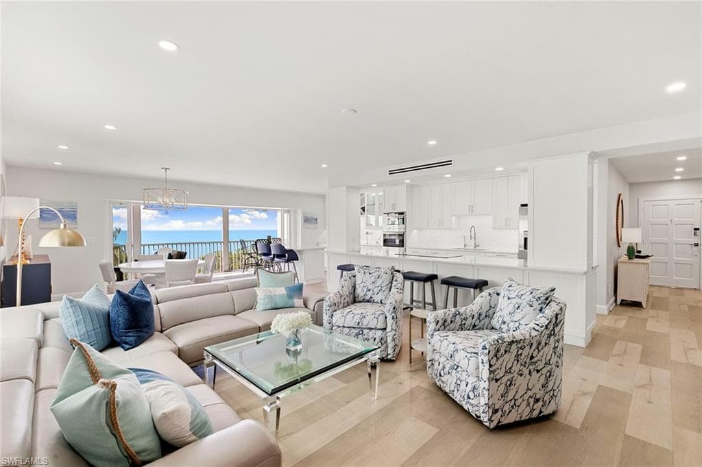 3401 Gulf Shore Blvd N 506, Naples, FL 34103-1