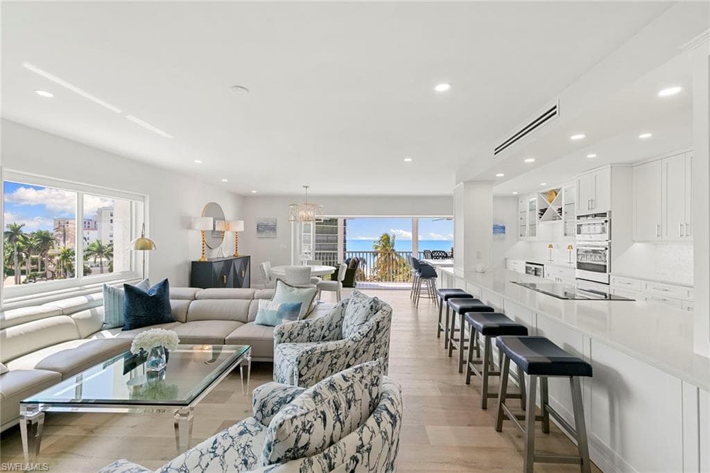 3401 Gulf Shore Blvd N 506, Naples, FL 34103-6