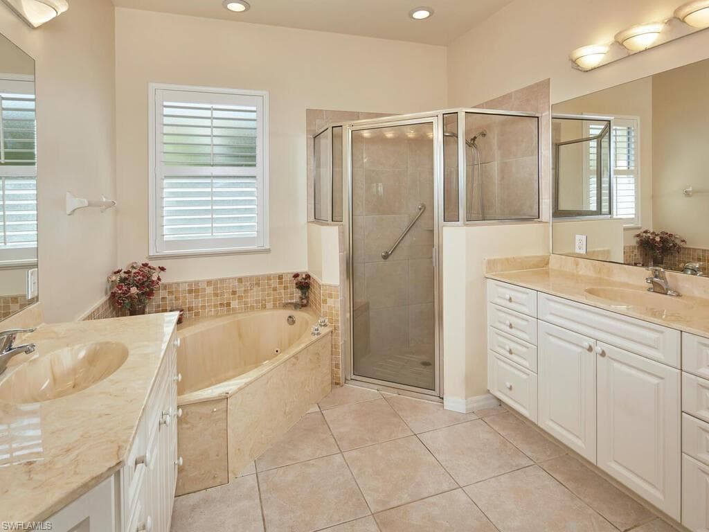 1442 Biscayne Way, Marco Island, FL 34145-9