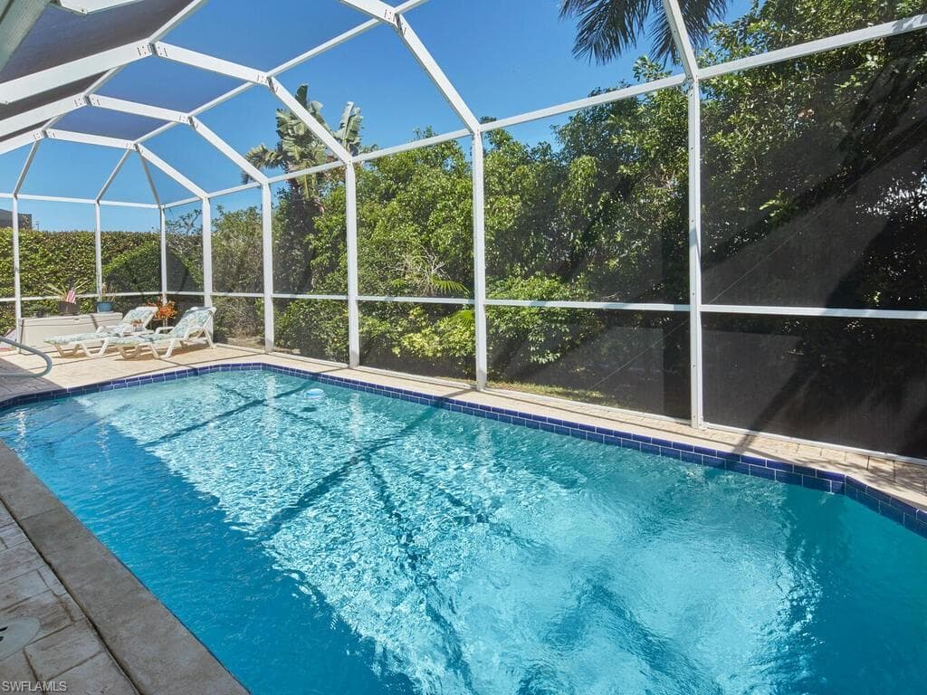 1442 Biscayne Way, Marco Island, FL 34145-17