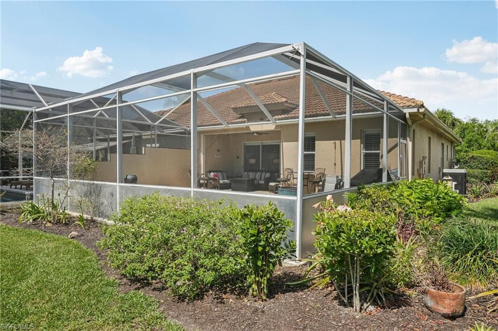 3653 Periwinkle Way, Naples, FL 34114-34