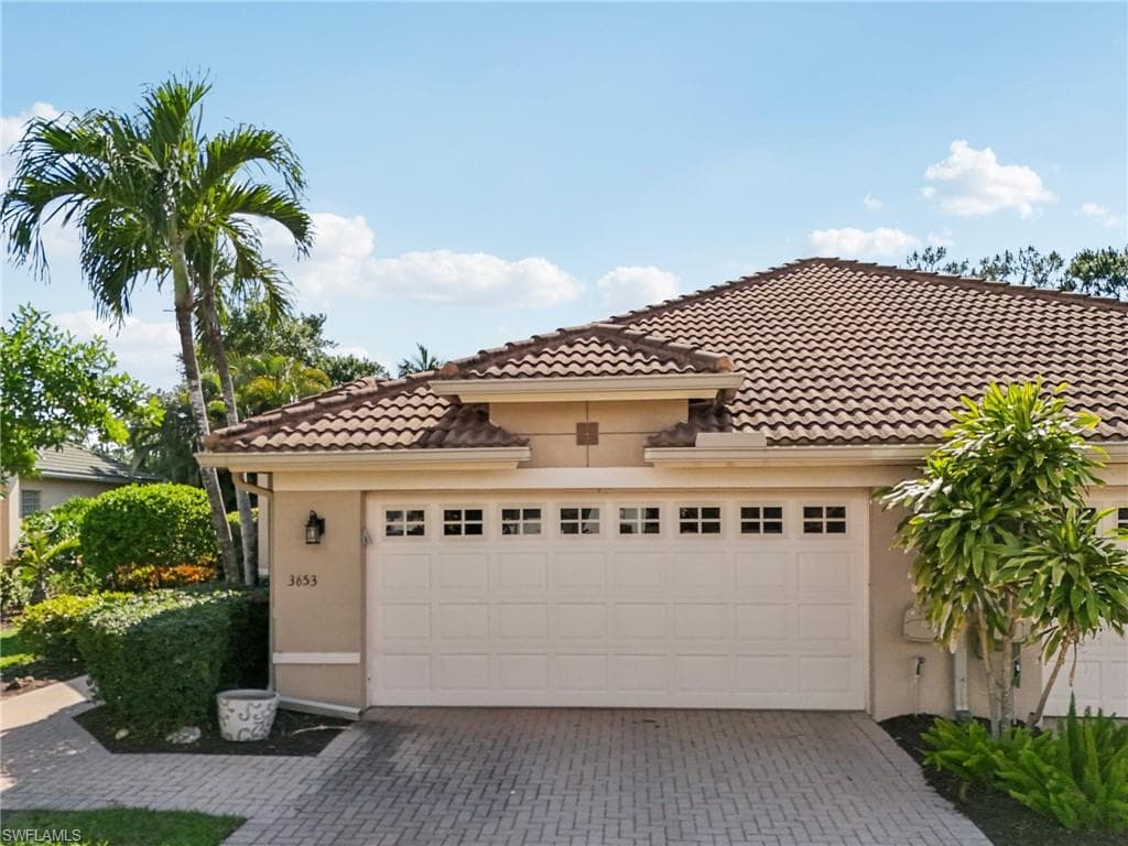 3653 Periwinkle Way, Naples, FL 34114-37