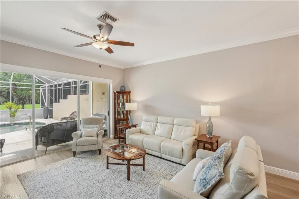 3653 Periwinkle Way, Naples, FL 34114-6