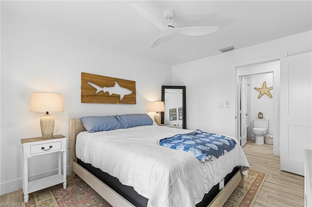 121 Jamaica Dr, Naples, FL 34113-16