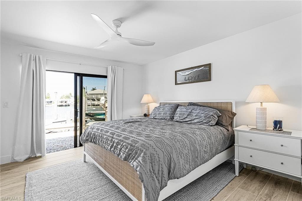 121 Jamaica Dr, Naples, FL 34113-23