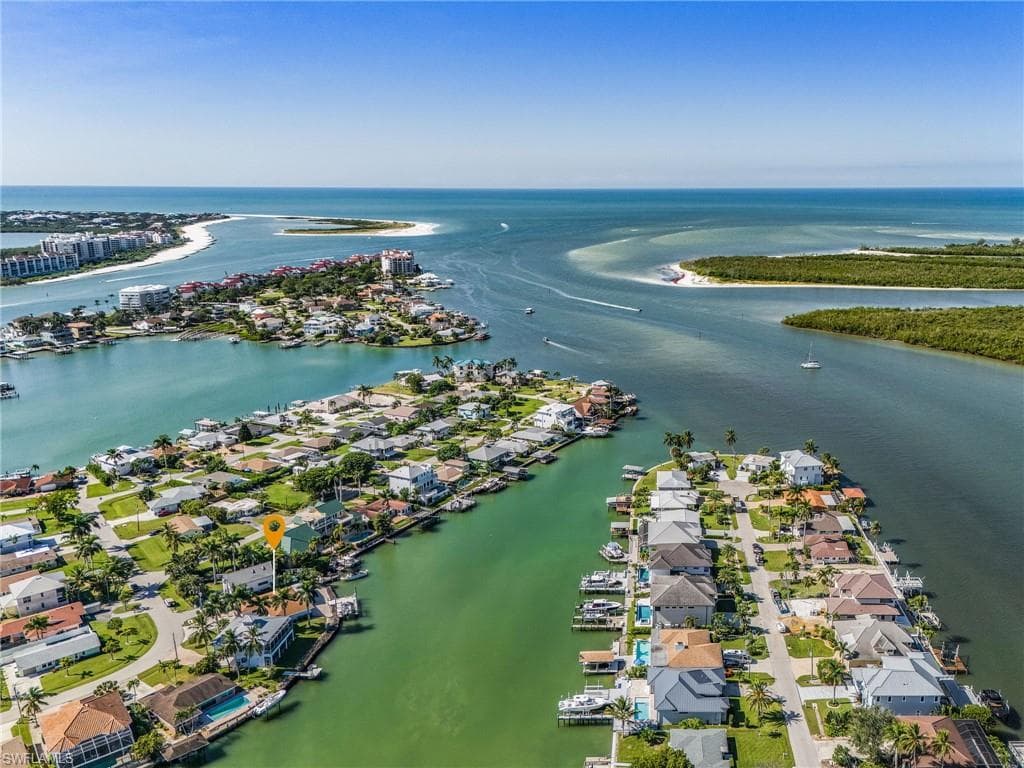 121 Jamaica Dr, Naples, FL 34113-30