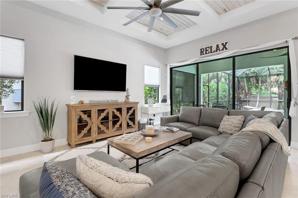 7289 Birchmore St, Naples, FL 34109-11