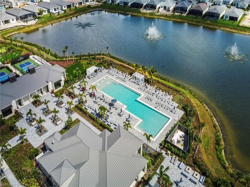 8937 Oceana Way, Naples, FL 34114-13