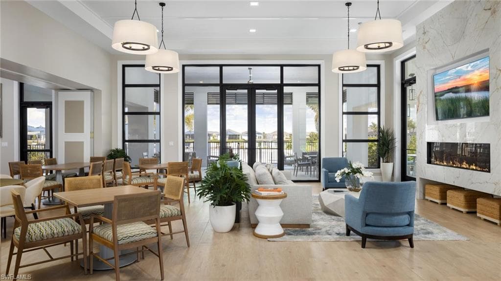 8937 Oceana Way, Naples, FL 34114-36